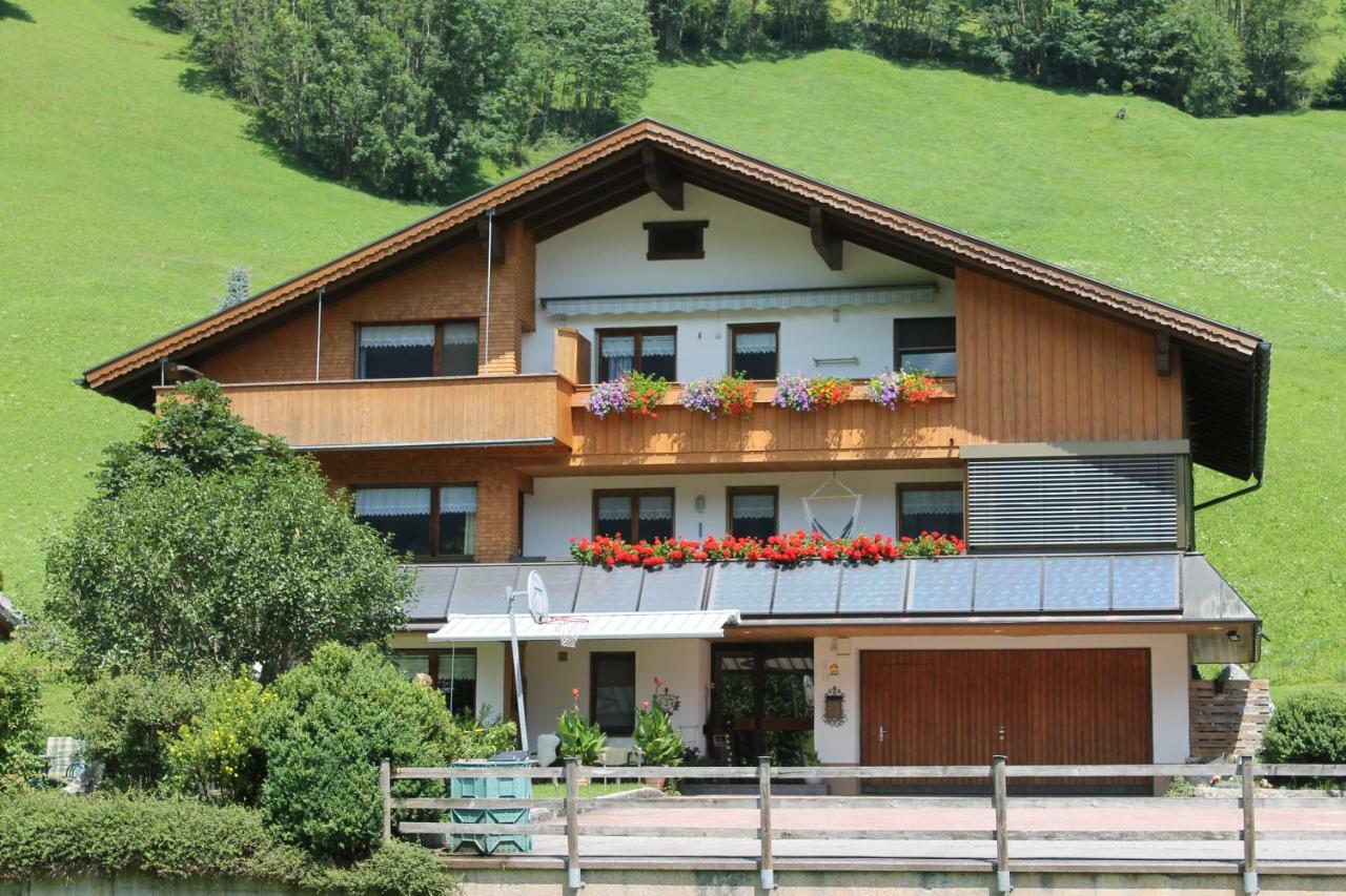 Ruef Wohlfuehl-Apartments Au (Vorarlberg) Buitenkant foto